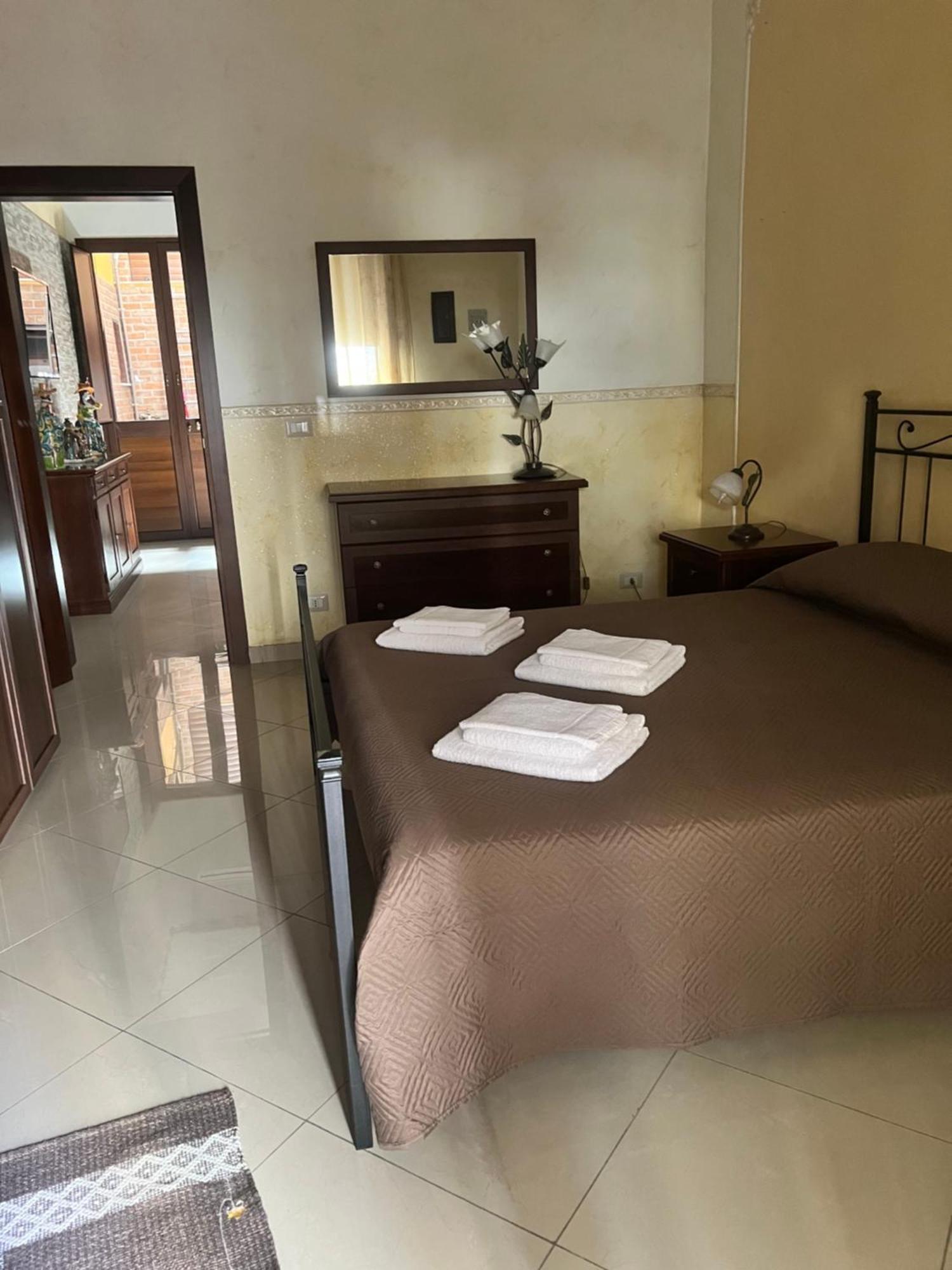 De Lorenzo 21 Apartment คาตาเนีย ภายนอก รูปภาพ